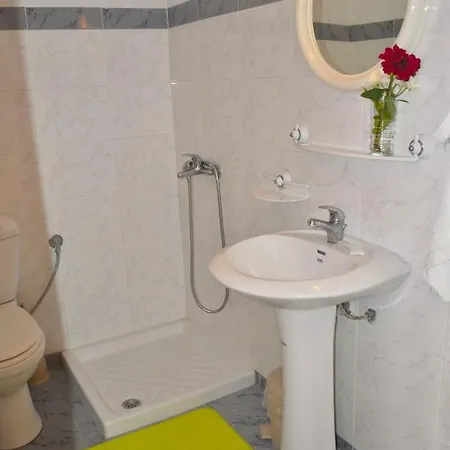 شقة Studio Escape Equipped With Swimming Pool On Beach